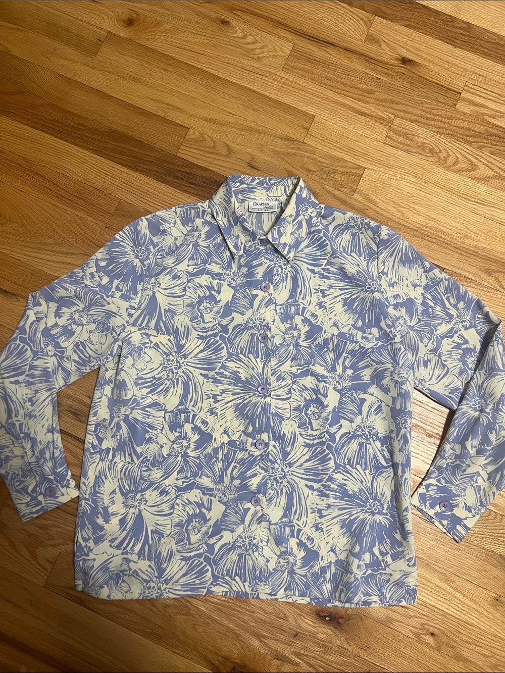 Blue & Cream Floral Button-Up Shirt - Vintage Inspired